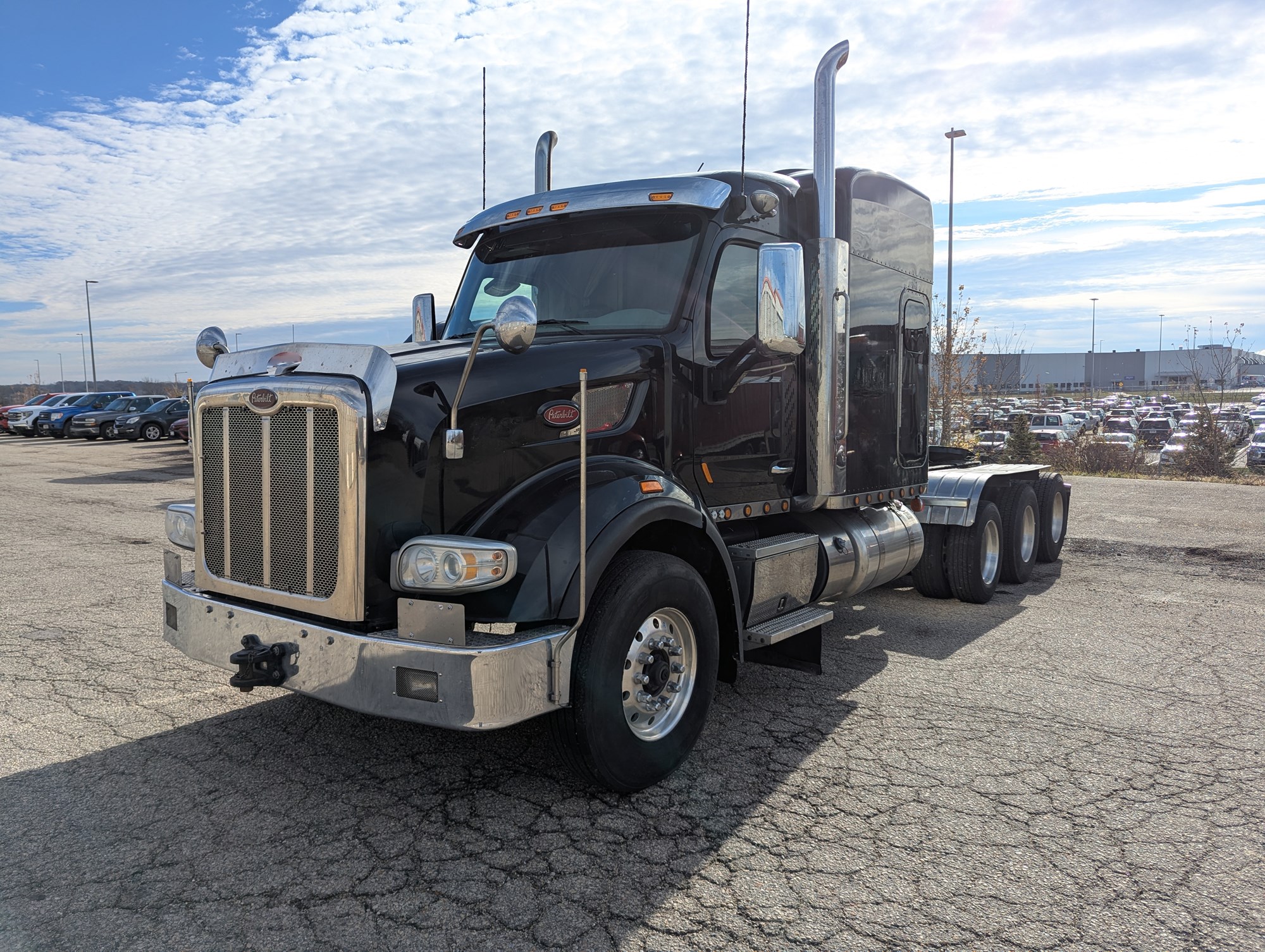 2020 Peterbilt 567 - image 2