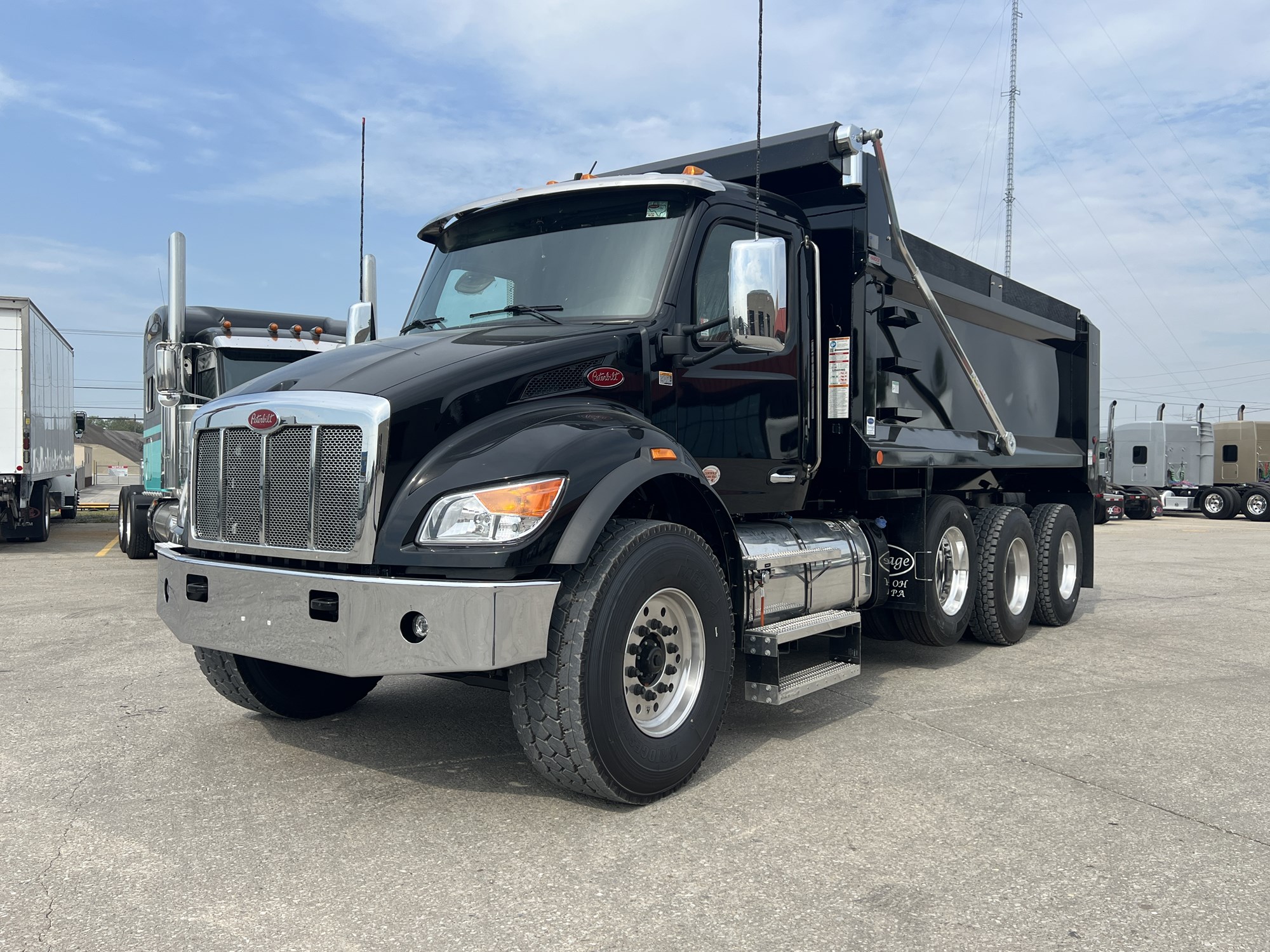 JX Truck Center - Indianapolis