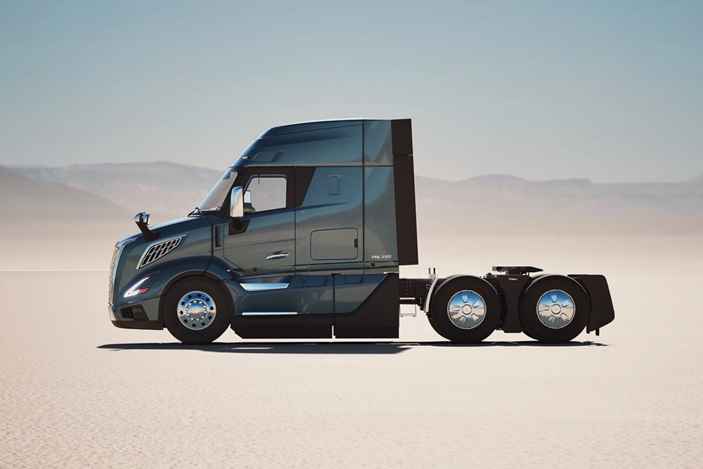 New Volvo VNL 440 front grille and aero hood view