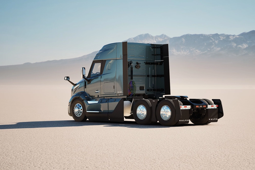 New Volvo VNL 440 rear cab and sleeper exterior view