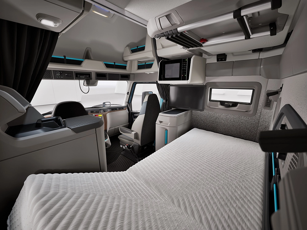 Used Volvo VNL 660 62-inch high-roof sleeper interior living space