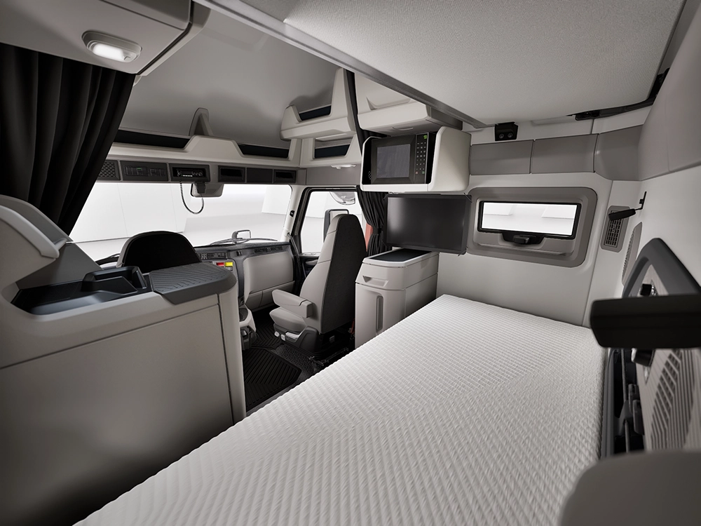 Used Volvo VNL 660 62-inch high-roof sleeper interior living space
