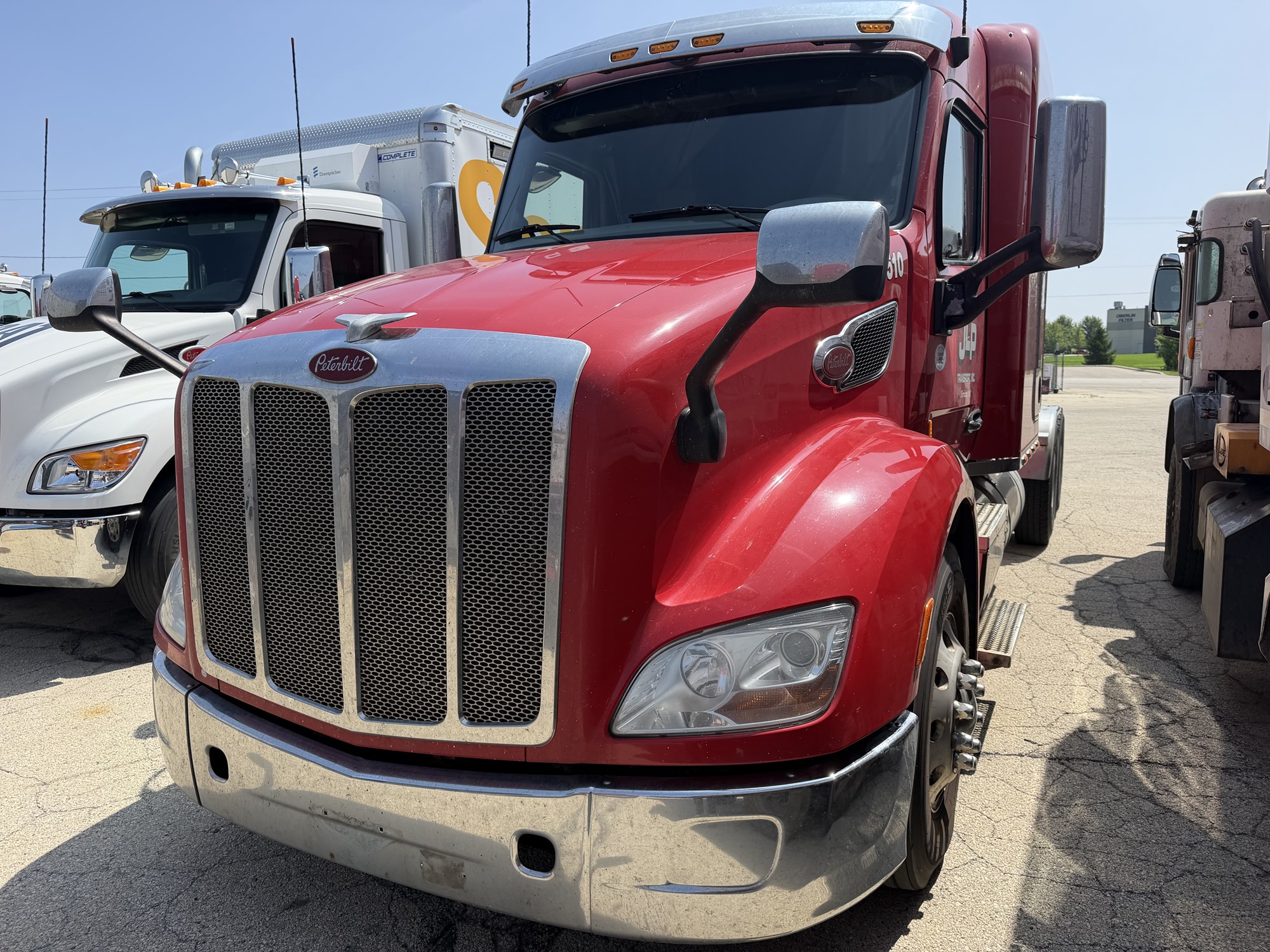 2020 Peterbilt 579 in Waukesha — photo 2