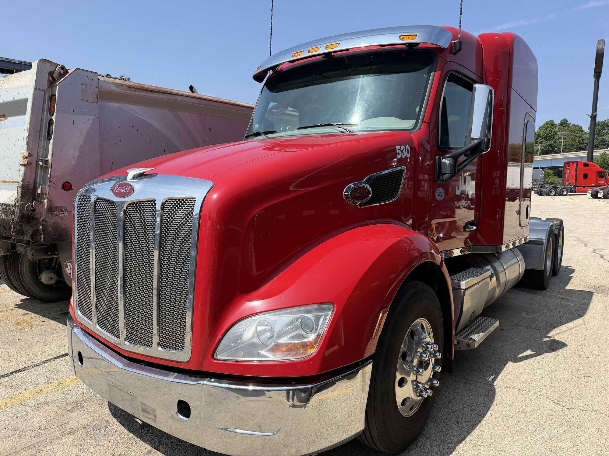 2020 Peterbilt 579 in Waukesha — photo 2