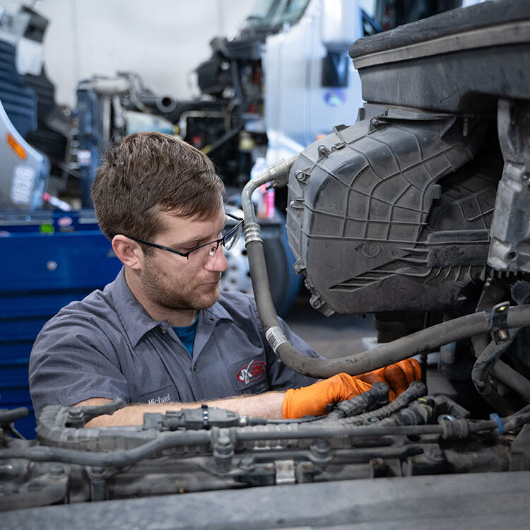 TRUCK-SUMMER-MAINTENANCE-BLOG
